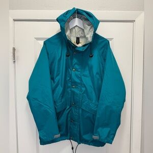 Vintage L.L. Bean Gore-Tex Stowaway Rainwear Jacket